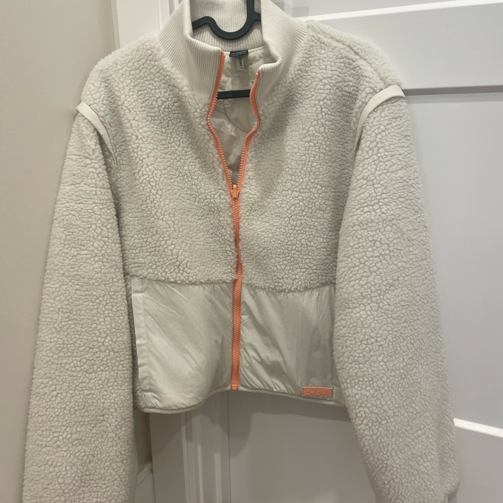 NWT Bad Birdie The Cozy Jacket in color white onyx - Picture 3 of 12